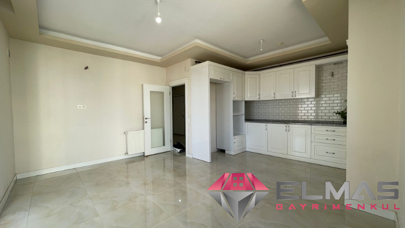 Elmas’tan Akdeniz Mh. Masrafsız Havuzlu Bağımsız 4+1