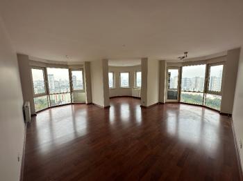 ATAŞEHİR RESIDENCE’DA OTURUMA HAZIR SATILIK 4+1 