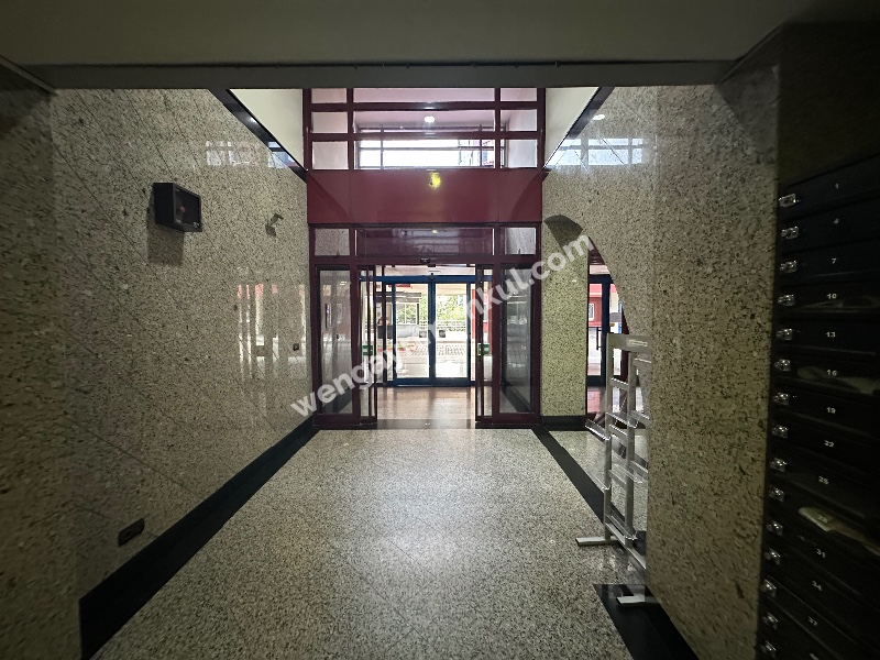 ATAŞEHİR RESIDENCE’DA OTURUMA HAZIR SATILIK 4+1 