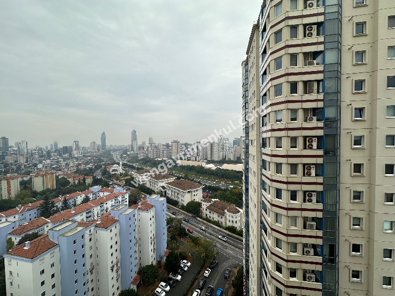 ATAŞEHİR RESIDENCE’DA OTURUMA HAZIR SATILIK 4+1 