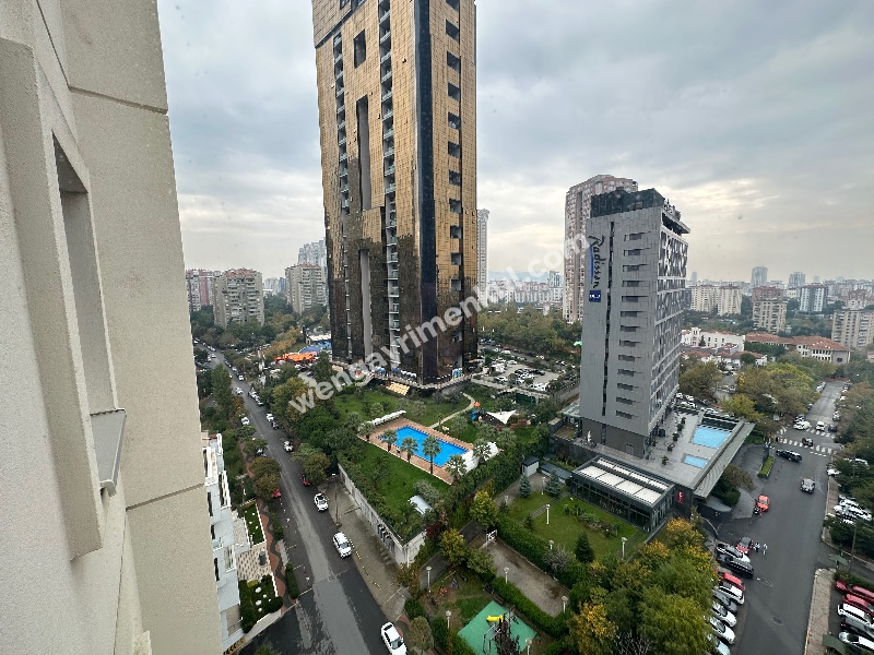 ATAŞEHİR RESIDENCE’DA OTURUMA HAZIR SATILIK 4+1 