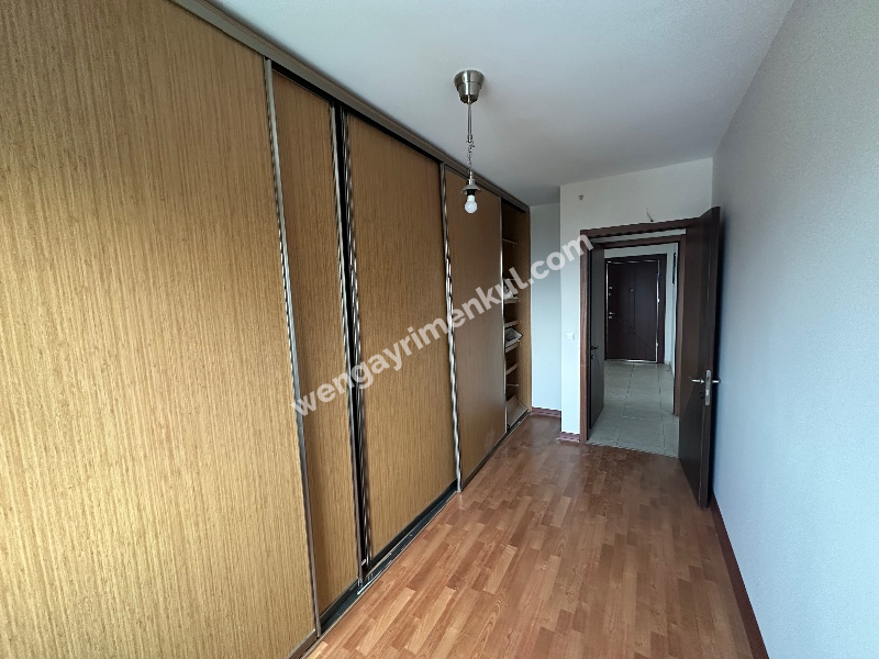 ATAŞEHİR RESIDENCE’DA OTURUMA HAZIR SATILIK 4+1 