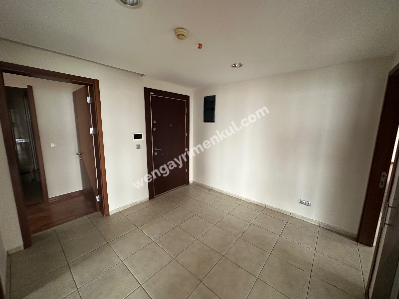 ATAŞEHİR RESIDENCE’DA OTURUMA HAZIR SATILIK 4+1 