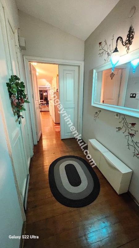 KADİKÖY TARİHİ BİNA 3,5+1 EŞYALI SATILIK DAİRE