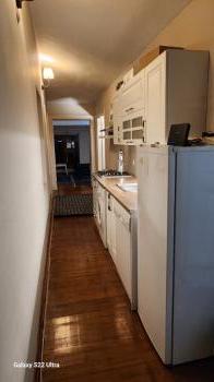 KADİKÖY TARİHİ BİNA 3,5+1 EŞYALI SATILIK DAİRE