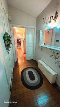 KADİKÖY TARİHİ BİNA 3,5+1 EŞYALI SATILIK DAİRE