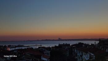 KADİKÖY TARİHİ BİNA 3,5+1 EŞYALI SATILIK DAİRE