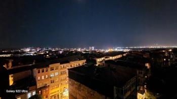 KADİKÖY TARİHİ BİNA 3,5+1 EŞYALI SATILIK DAİRE