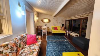 KADİKÖY TARİHİ BİNA 3,5+1 EŞYALI SATILIK DAİRE