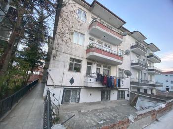 GÜVENAY - ÇORUM GÜLABİBEY BEYTEPE CAMİİ ARKASI SATILIK 2+1 DAİRE