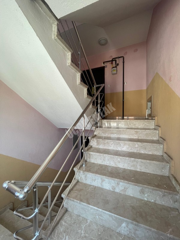 AFYON ÜÇOK EMLAKTAN FATİH MAH KİRALIK 3+1 BAKIMLI TEMİZ DAİRE