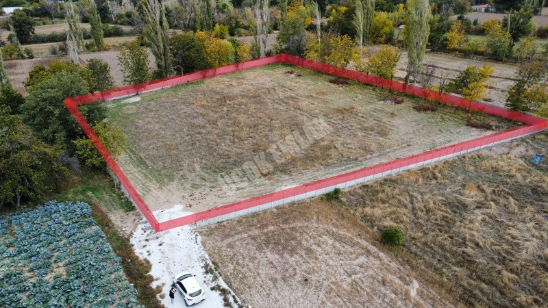 AFYON ÜÇOK EMLAKTAN SÜLÜNDE 4.823M² GENİŞ SATILIK BAHÇE