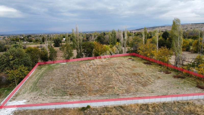 AFYON ÜÇOK EMLAKTAN SÜLÜNDE 4.823M² GENİŞ SATILIK BAHÇE