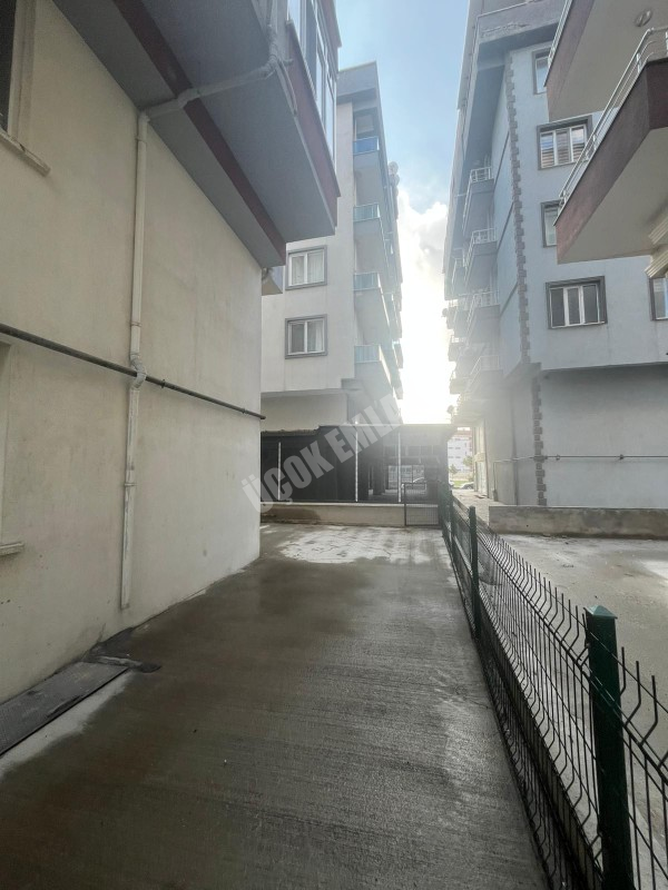 AFYON ÜÇOK EMLAKTAN ERENLER MAH EŞYALI 1+1 KİRALIK LÜX DAİRELER