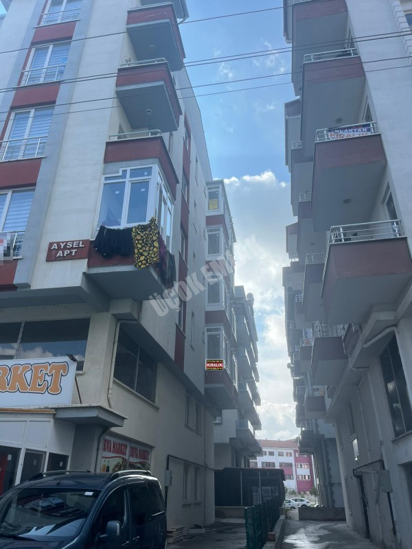 AFYON ÜÇOK EMLAKTAN ERENLER MAH EŞYALI 1+1 KİRALIK LÜX DAİRELER