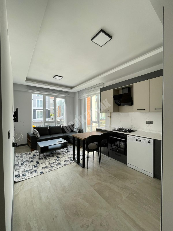 AFYON ÜÇOK EMLAKTAN SELÇUKLU MAH SIFIR 2+1 EŞYALI DEPOZİTOSUZ DAİRELER