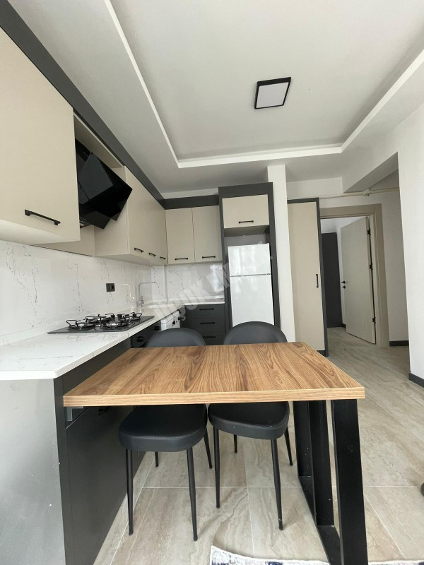 AFYON ÜÇOK EMLAKTAN SELÇUKLU MAH SIFIR 2+1 EŞYALI DEPOZİTOSUZ DAİRELER