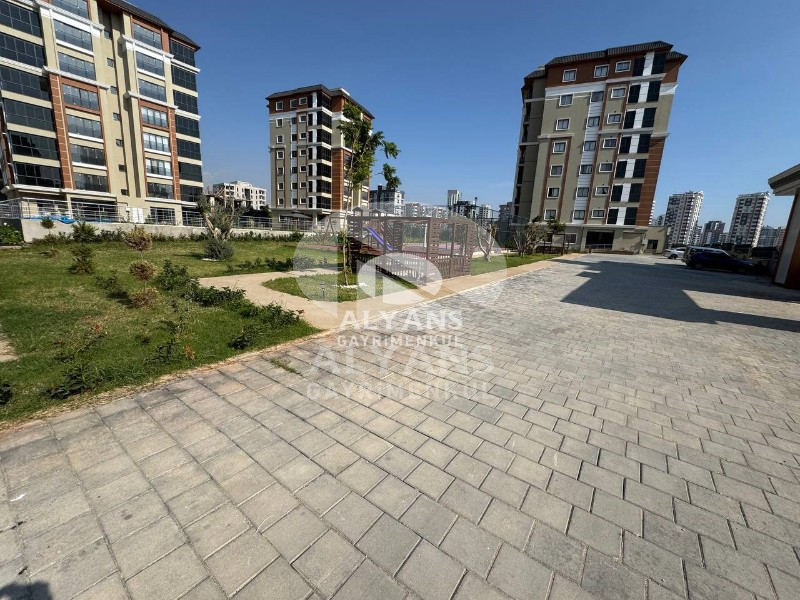 ALYANS'TAN ÖZEL MİMARİ İLE TASARLANMIŞ LÜKS PROJEDE 2+1