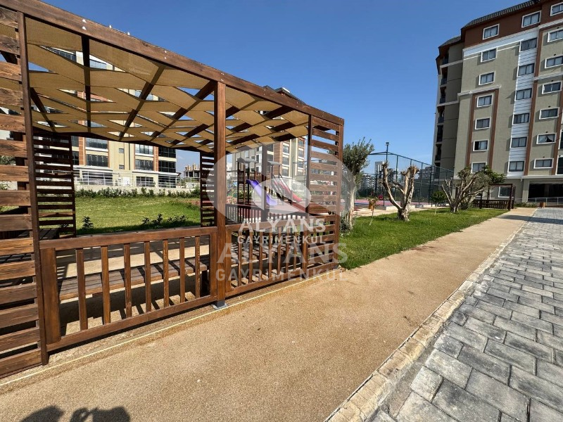 ALYANS'TAN ÖZEL MİMARİ İLE TASARLANMIŞ LÜKS PROJEDE 2+1