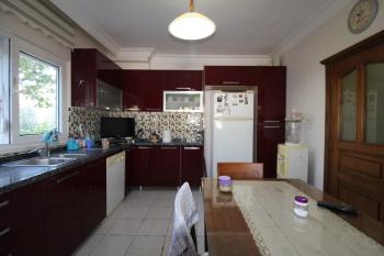 ASLAN'DAN KUYULUKTA DOĞA VE DENİZ MANZARALI TRİPLEKS VİLLA