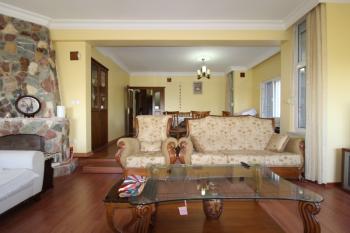 ASLAN'DAN KUYULUKTA DOĞA VE DENİZ MANZARALI TRİPLEKS VİLLA