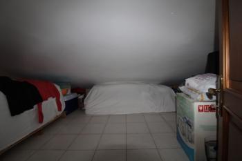 ASLAN'DAN KUYULUKTA DOĞA VE DENİZ MANZARALI TRİPLEKS VİLLA