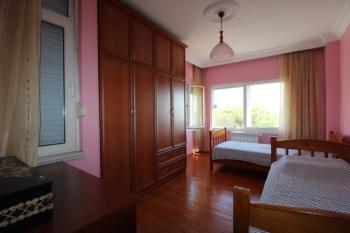 ASLAN'DAN KUYULUKTA DOĞA VE DENİZ MANZARALI TRİPLEKS VİLLA