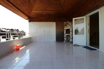 ASLAN'DAN KUYULUKTA DOĞA VE DENİZ MANZARALI TRİPLEKS VİLLA