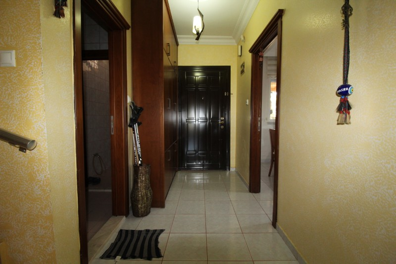 ASLAN'DAN KUYULUKTA DOĞA VE DENİZ MANZARALI TRİPLEKS VİLLA