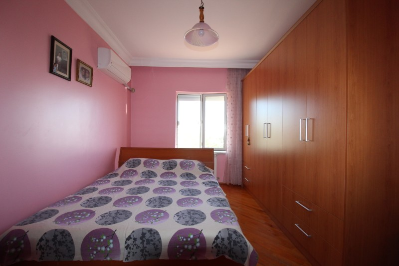 ASLAN'DAN KUYULUKTA DOĞA VE DENİZ MANZARALI TRİPLEKS VİLLA