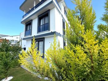 Didim'de Satılık Full Eşyalı 3+1 Yazlık Villa