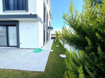 Didim'de Satılık Full Eşyalı 3+1 Yazlık Villa