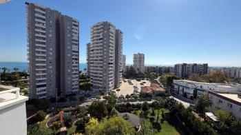 Elmas’tan Fatih Mh.’de Deniz Manzaralı Doğalgazlı Geniş 4+1