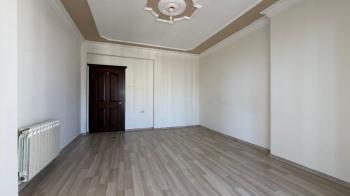 Elmas’tan Fatih Mh.’de Deniz Manzaralı Doğalgazlı Geniş 4+1