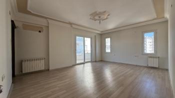 Elmas’tan Fatih Mh.’de Deniz Manzaralı Doğalgazlı Geniş 4+1