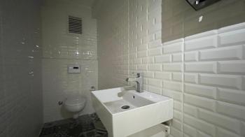 Elmas'tan İsmet İnönü Bulvarı Üzerinde 300m2 İş Yeri