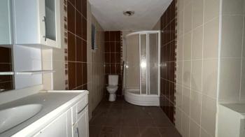 Elmas'tan İsmet İnönü Bulvarı Üzerinde 300m2 İş Yeri