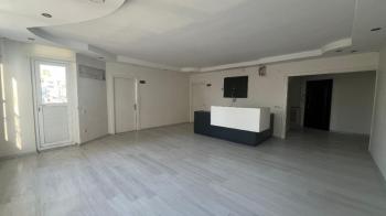 Elmas'tan İsmet İnönü Bulvarı Üzerinde 300m2 İş Yeri