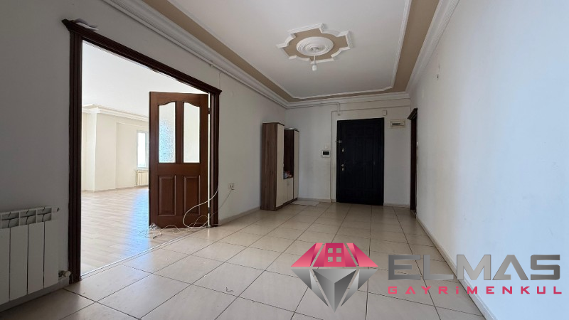 Elmas’tan Fatih Mh.’de Deniz Manzaralı Doğalgazlı Geniş 4+1