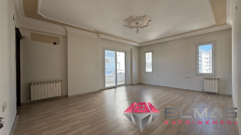 Elmas’tan Fatih Mh.’de Deniz Manzaralı Doğalgazlı Geniş 4+1