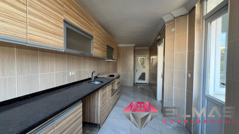 Elmas'tan İsmet İnönü Bulvarı Üzerinde 300m2 İş Yeri