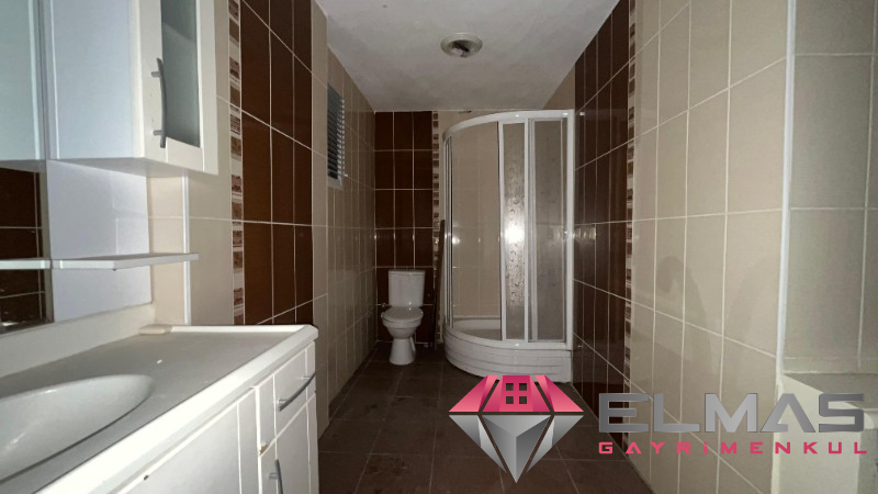 Elmas'tan İsmet İnönü Bulvarı Üzerinde 300m2 İş Yeri