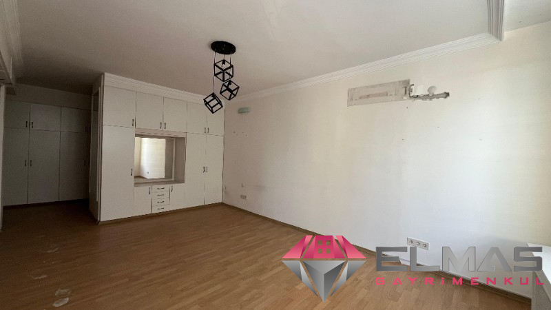 Elmas'tan İsmet İnönü Bulvarı Üzerinde 300m2 İş Yeri