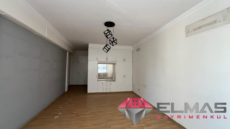 Elmas'tan İsmet İnönü Bulvarı Üzerinde 300m2 İş Yeri