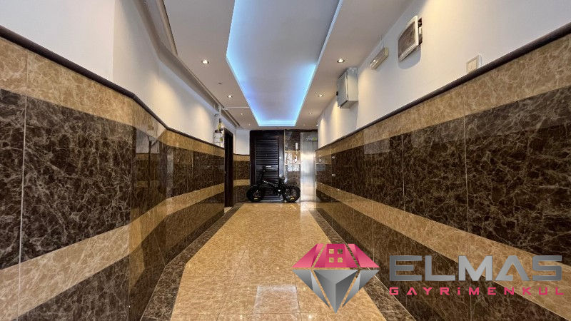 Elmas'tan İsmet İnönü Bulvarı Üzerinde 300m2 İş Yeri