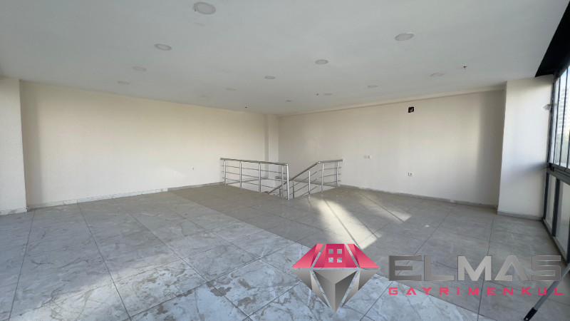 Elmas'tan Vatan Cd. Üzeri, Asma Kat + Bodrumlu, Köşe Başı Dükkan