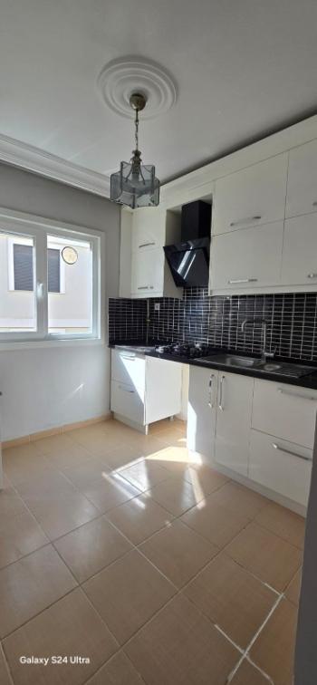 Maltepe İdealtepe’de, Bağdat Caddesi’ne Yalnızca 3 Dakika Mesafede Kiralık 2+1 Daire