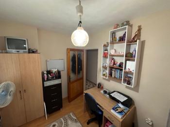 Tunç Tuncer gayrimenkul den bayraklı Tepekule deseyhan kent sitesinde 3+1 satılık daire 