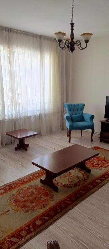 KADIKÖY MERKEZ 2+1 EŞYALI KİRALIK DAİRE