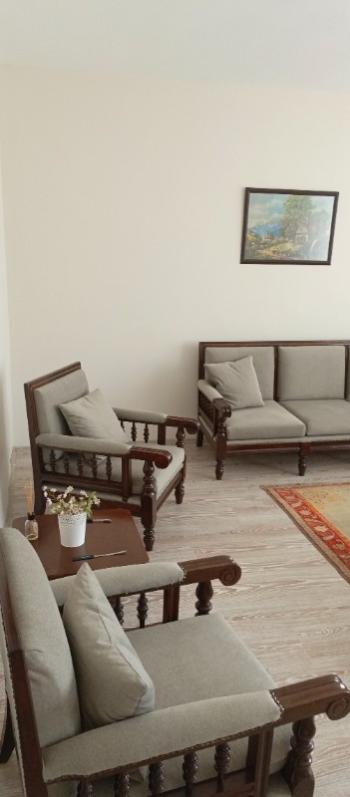 KADIKÖY MERKEZ 2+1 EŞYALI KİRALIK DAİRE